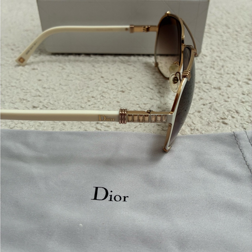 Dior Chicago 2 Aviator Sunglasses - Picture 4 of 7